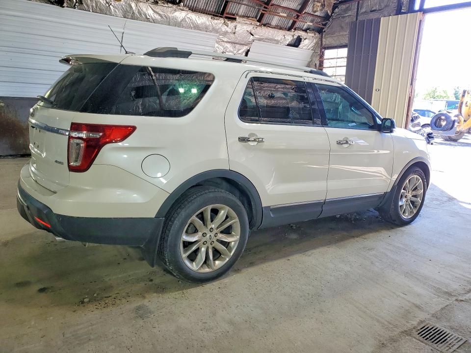 Photo 3 from auction – 2014 FORD EXPLORER with VIN 1FM5K8D87EGB66072