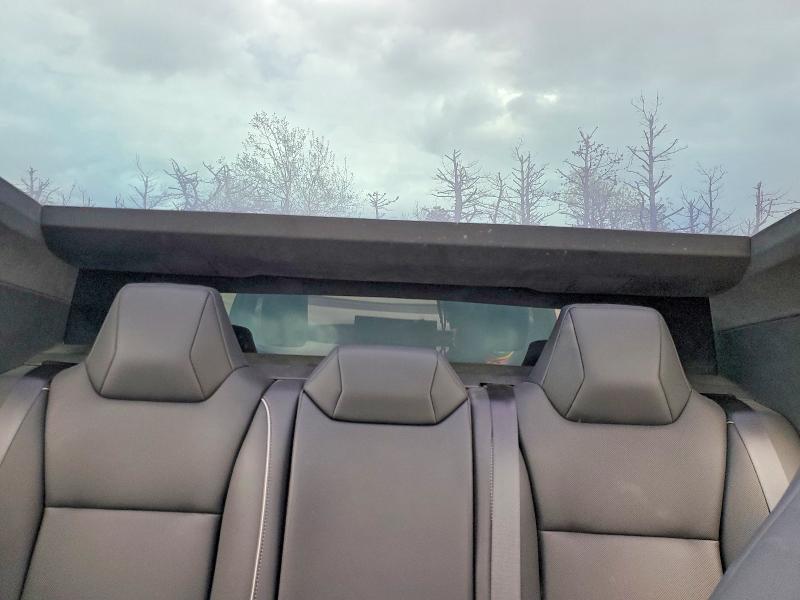 Foto 10 de la subasta – 2024 TESLA CYBERTRUCK con VIN 7G2CEHED0RA024235