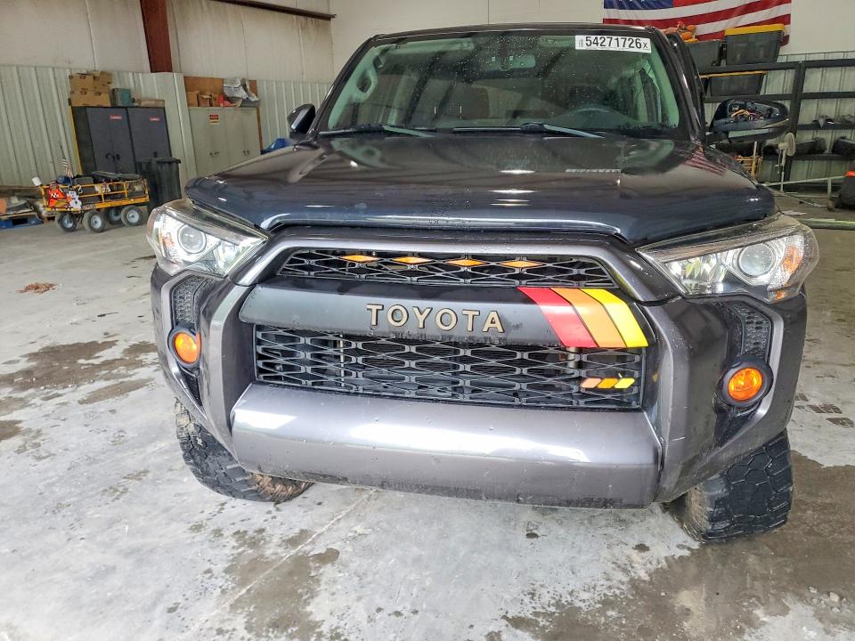 Photo 5 from auction – 2016 TOYOTA 4RUNNER with VIN JTEBU5JR5G5376435