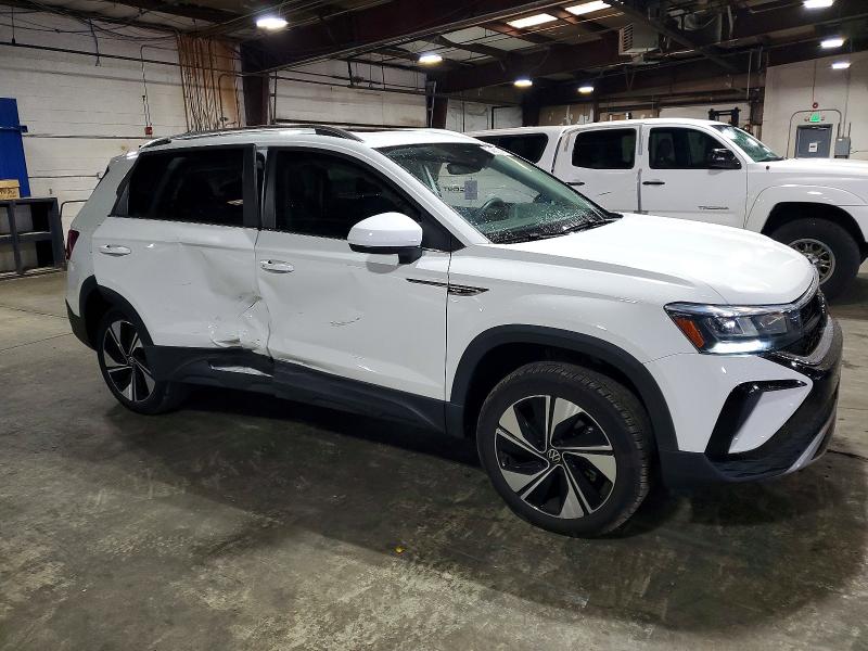 Photo 4 from auction – 2023 VOLKSWAGEN TAOS with VIN 3VVVX7B2XPM363553