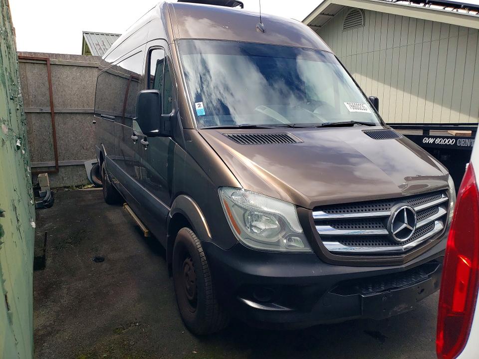 Photo 4 from auction – 2017 MERCEDES-BENZ SPRINTER with VIN WDZPE8CDXHP396938