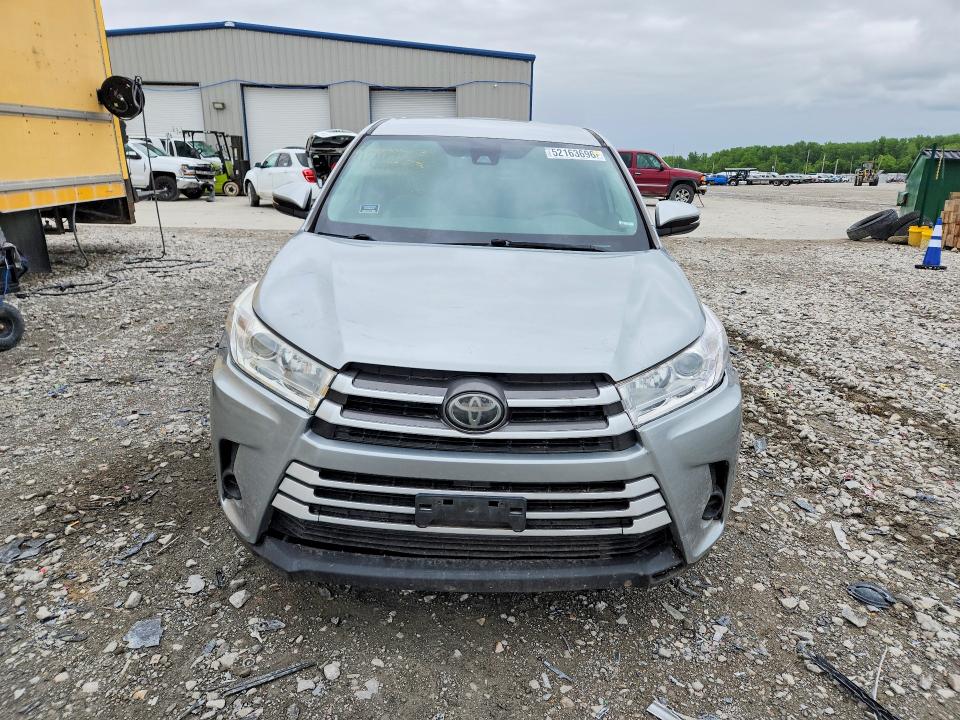 Photo 5 from auction – 2019 TOYOTA HIGHLANDER with VIN 5TDZZRFH7KS289747