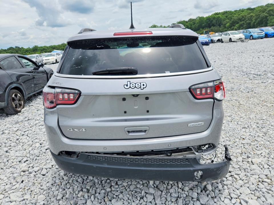 Photo 6 from auction – 2019 JEEP COMPASS with VIN 3C4NJDBB0KT836289