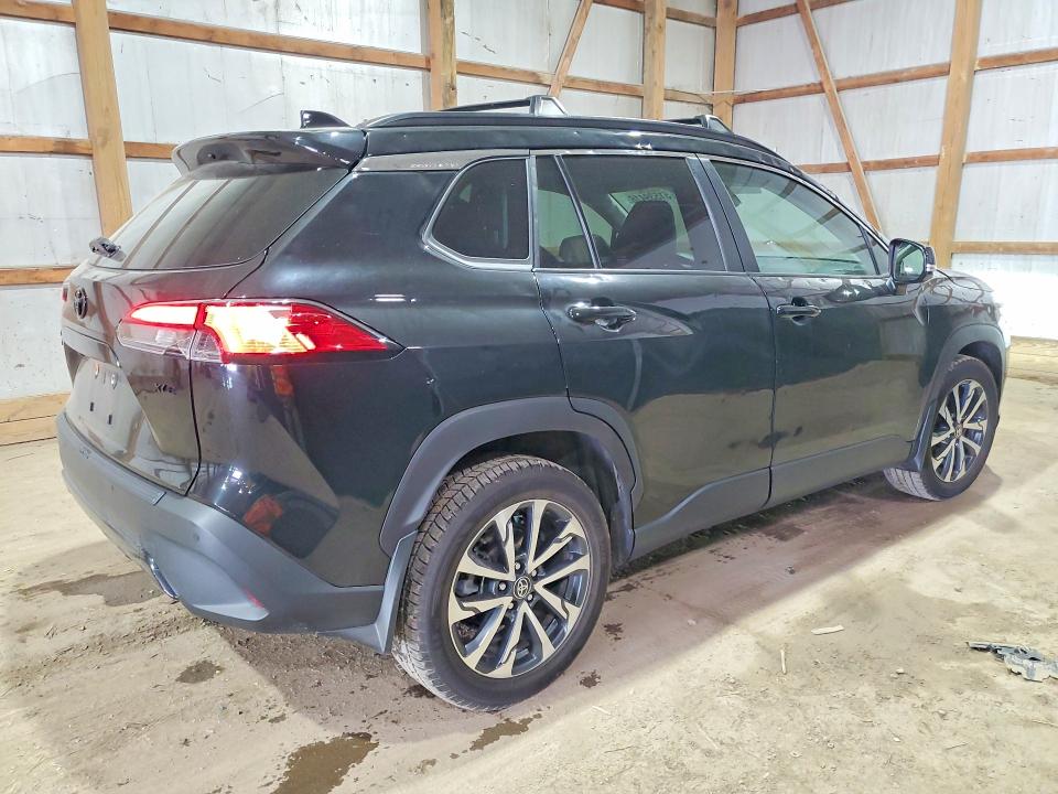 Photo 3 from auction – 2022 TOYOTA COROLLA CROSS with VIN 7MUDAAAG3NV034041