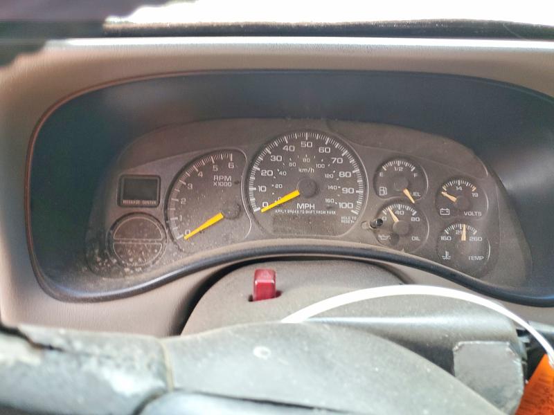 Photo 9 from auction – 2000 GMC NEW SIERRA with VIN 2GTEC19T3Y1302091