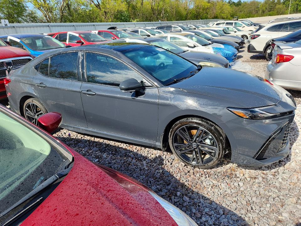 Photo 4 from auction – 2025 TOYOTA CAMRY with VIN 4T1DBADK6SU033671
