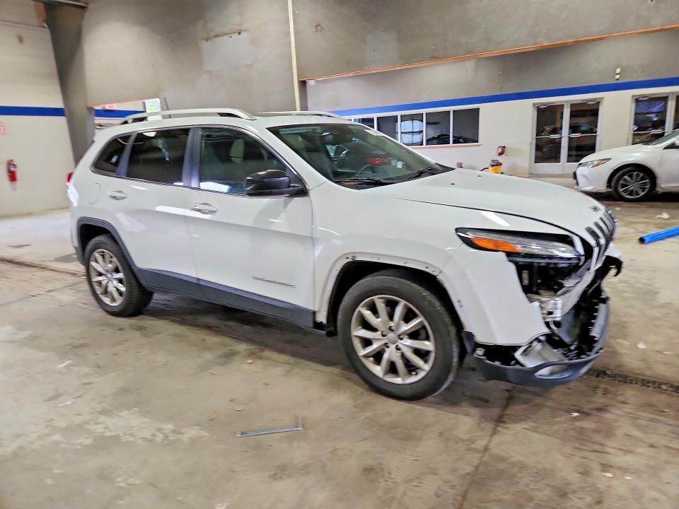 Photo 4 from auction – 2016 JEEP CHEROKEE with VIN 1C4PJMDS3GW226619