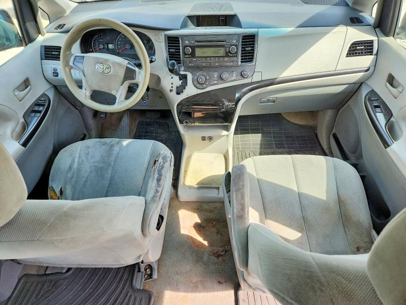Photo 8 from auction – 2014 TOYOTA SIENNA with VIN 5TDZK3DCXES493438