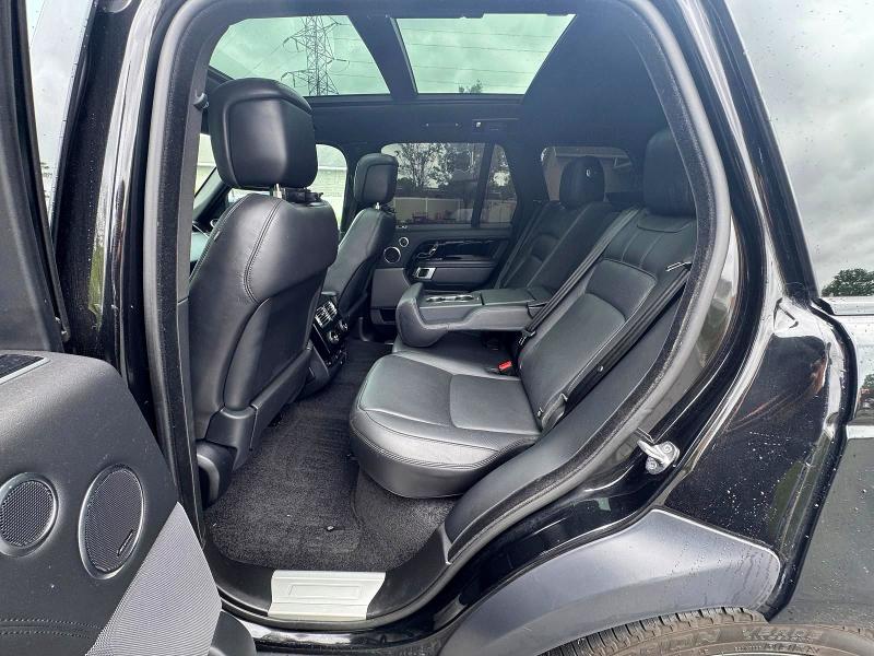 Photo 11 from auction – 2021 LAND ROVER RANGE ROVER with VIN SALGS2SE3MA433754