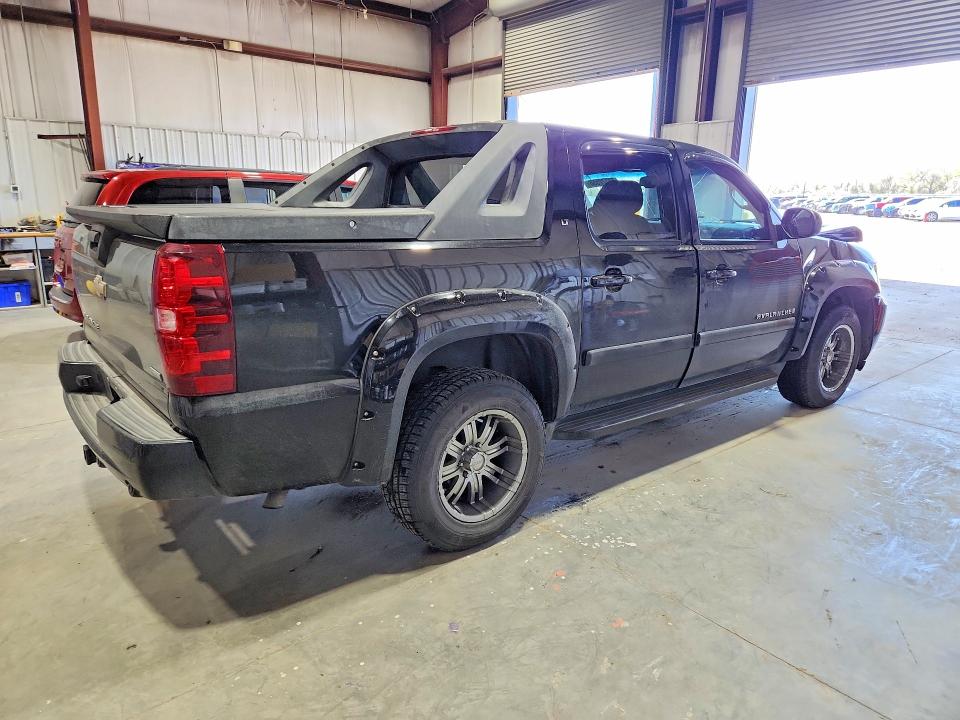 Photo 3 from auction – 2007 CHEVROLET AVALANCHE with VIN 3GNFK12357G205053