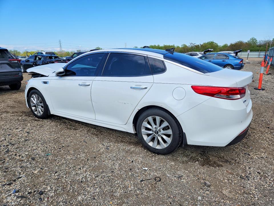 Photo 2 from auction – 2016 KIA OPTIMA with VIN 5XXGU4L3XGG098768