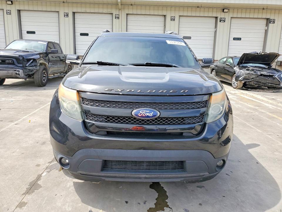 Photo 5 from auction – 2014 FORD EXPLORER with VIN 1FM5K8GT5EGB61680