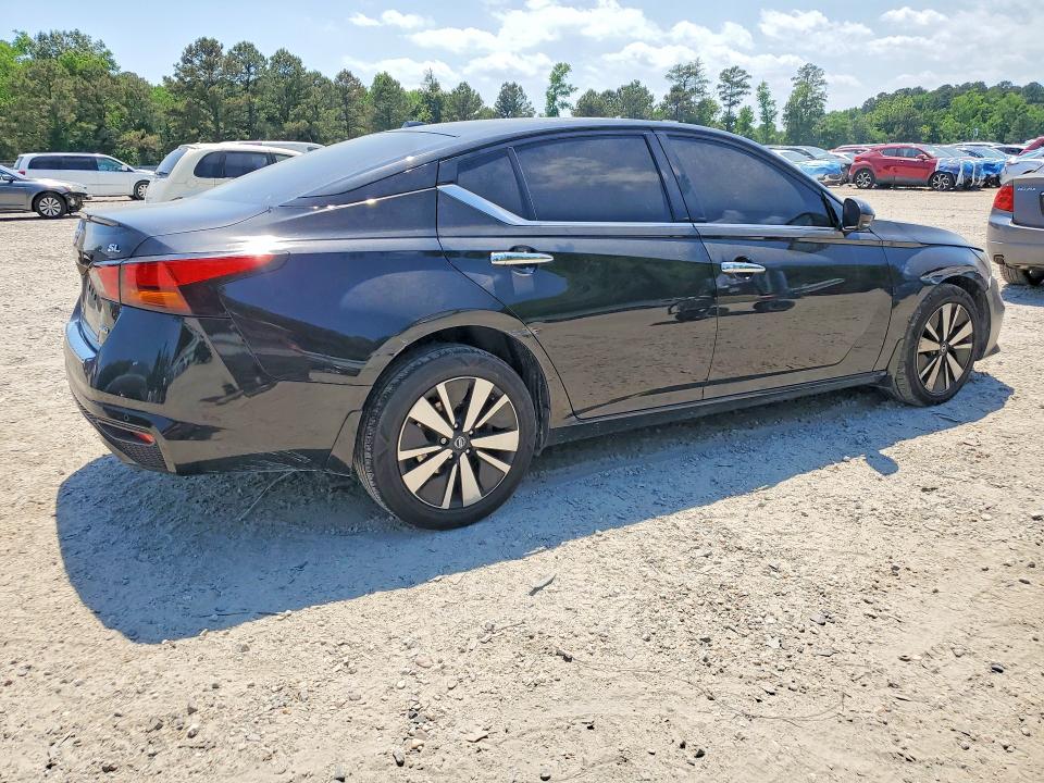 Photo 3 from auction – 2021 NISSAN ALTIMA with VIN 1N4BL4EWXMN411795