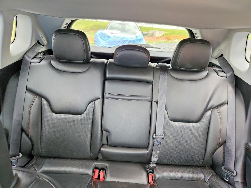 Photo 10 from auction – 2018 JEEP COMPASS with VIN 3C4NJDCB0JT328983