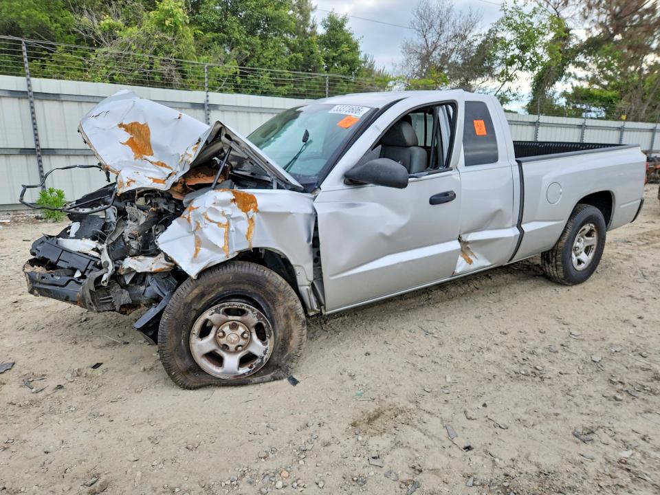 DODGE DAKOTA 2005 with VIN 1D7HE22K35S202749 - Photo from auction