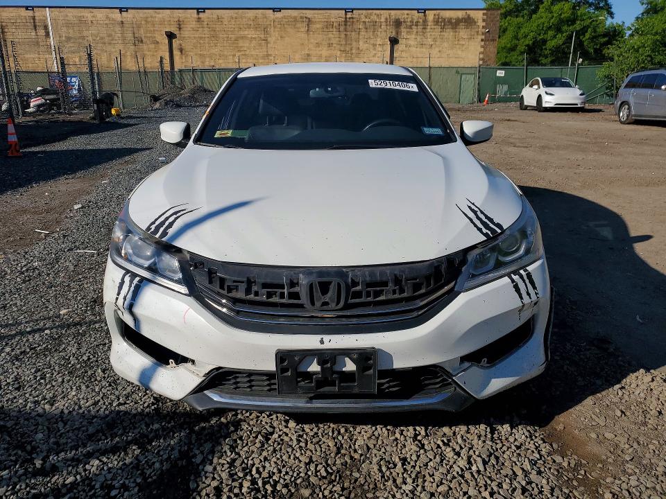 Photo 5 from auction – 2017 HONDA ACCORD with VIN 1HGCR2F16HA302995