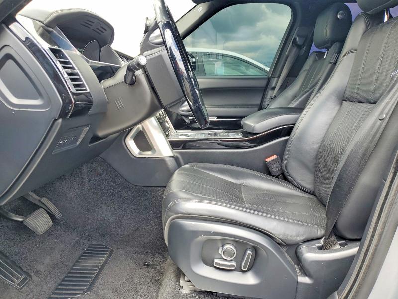 Photo 7 from auction – 2017 LAND ROVER RANGE ROVER with VIN SALGS2FK8HA325443