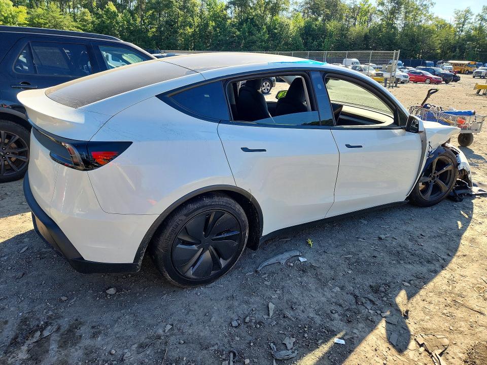 Photo 3 from auction – 2026 TESLA MODEL Y with VIN 7SAYGDED3TF365301