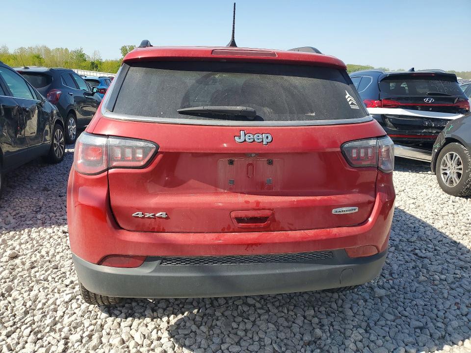 Photo 6 from auction – 2018 JEEP COMPASS with VIN 3C4NJDBBXJT185669