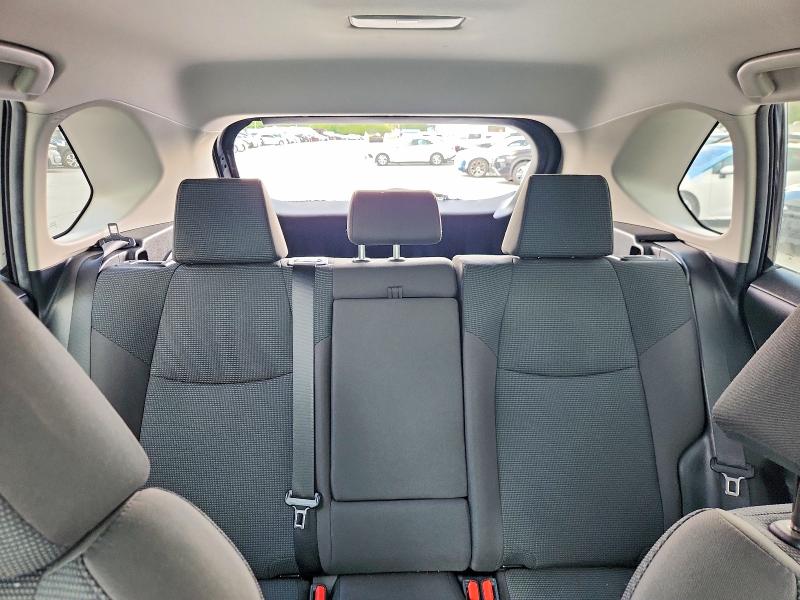 Photo 10 from auction – 2023 TOYOTA RAV4 with VIN 2T3F1RFV6PC357706