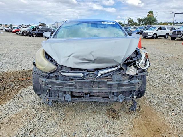 Photo 5 from auction – 2014 HYUNDAI ELANTRA with VIN KMHDH4AE5EU158017