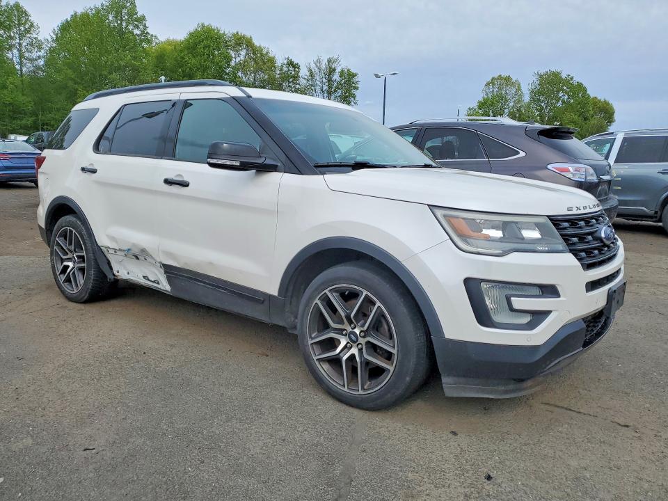 Photo 4 from auction – 2016 FORD EXPLORER with VIN 1FM5K8GT0GGC83656
