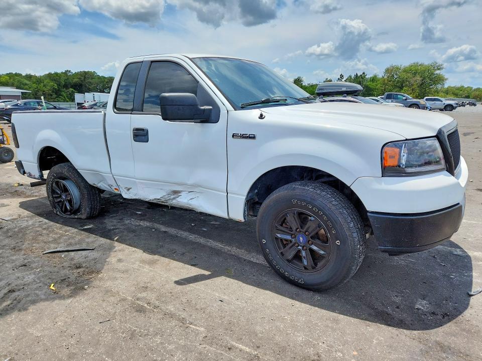 Photo 4 from auction – 2005 FORD F150 with VIN 1FTRF12245NB48754