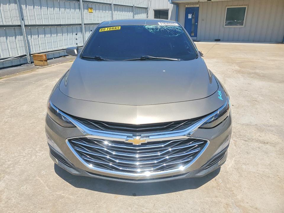 Photo 5 from auction – 2020 CHEVROLET MALIBU with VIN 1G1ZD5ST2LF037755