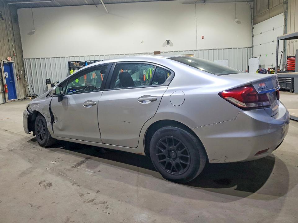 Фото 2 с аукциона – 2015 HONDA CIVIC с VIN 19XFB2F5XFE023286
