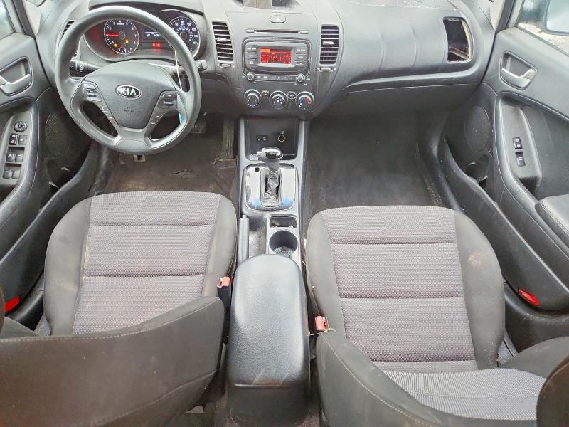 Foto 8 de la subasta – 2017 KIA FORTE con VIN 3KPFK4A76HE114420