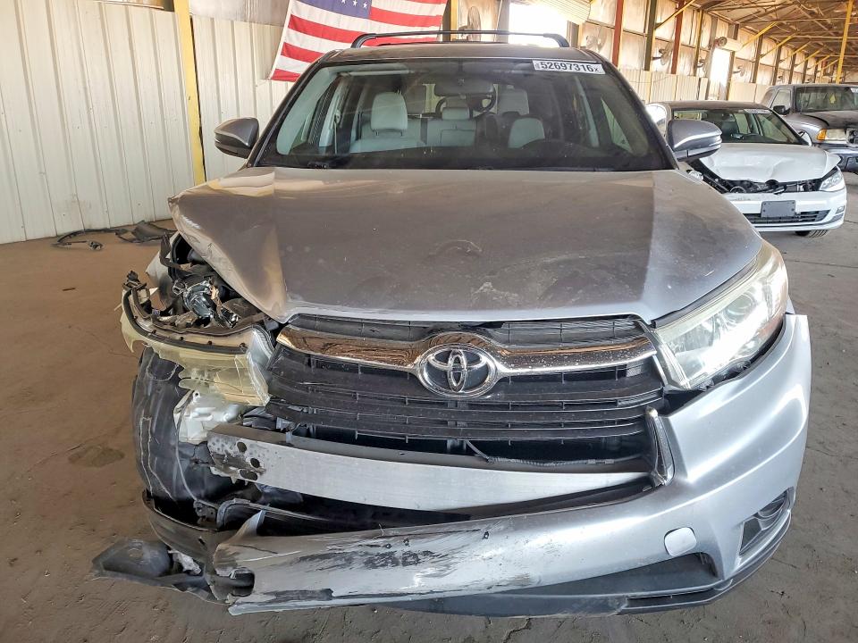 Photo 5 from auction – 2016 TOYOTA HIGHLANDER with VIN 5TDZKRFH0GS175830