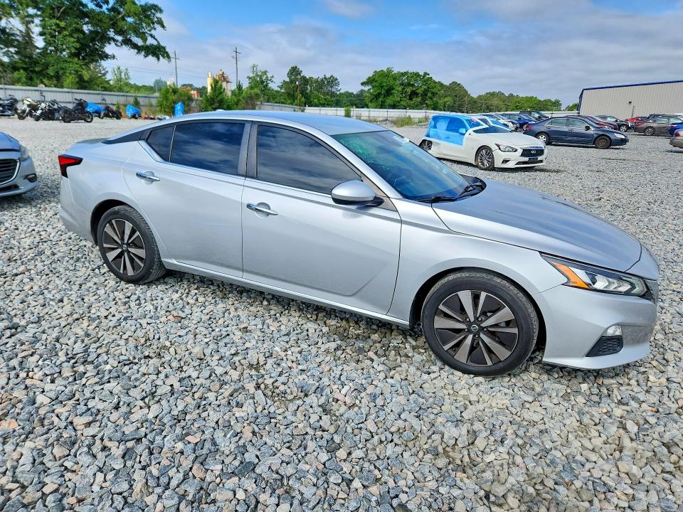 Photo 4 from auction – 2022 NISSAN ALTIMA with VIN 1N4BL4DV2NN331143