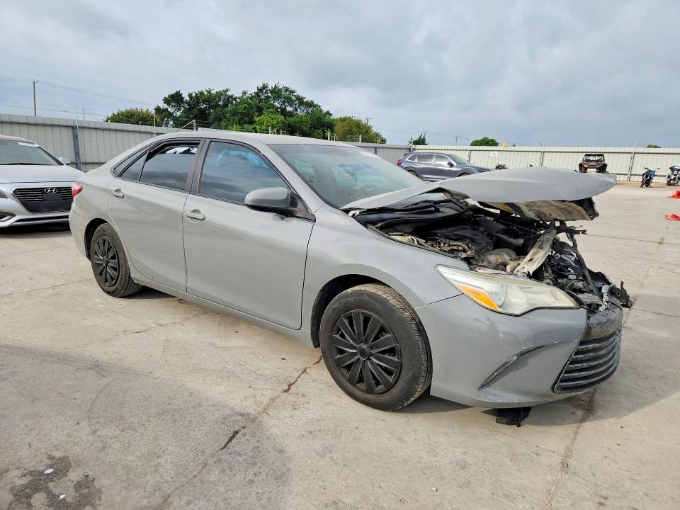 Photo 4 from auction – 2015 TOYOTA CAMRY with VIN 4T4BF1FKXFR489144