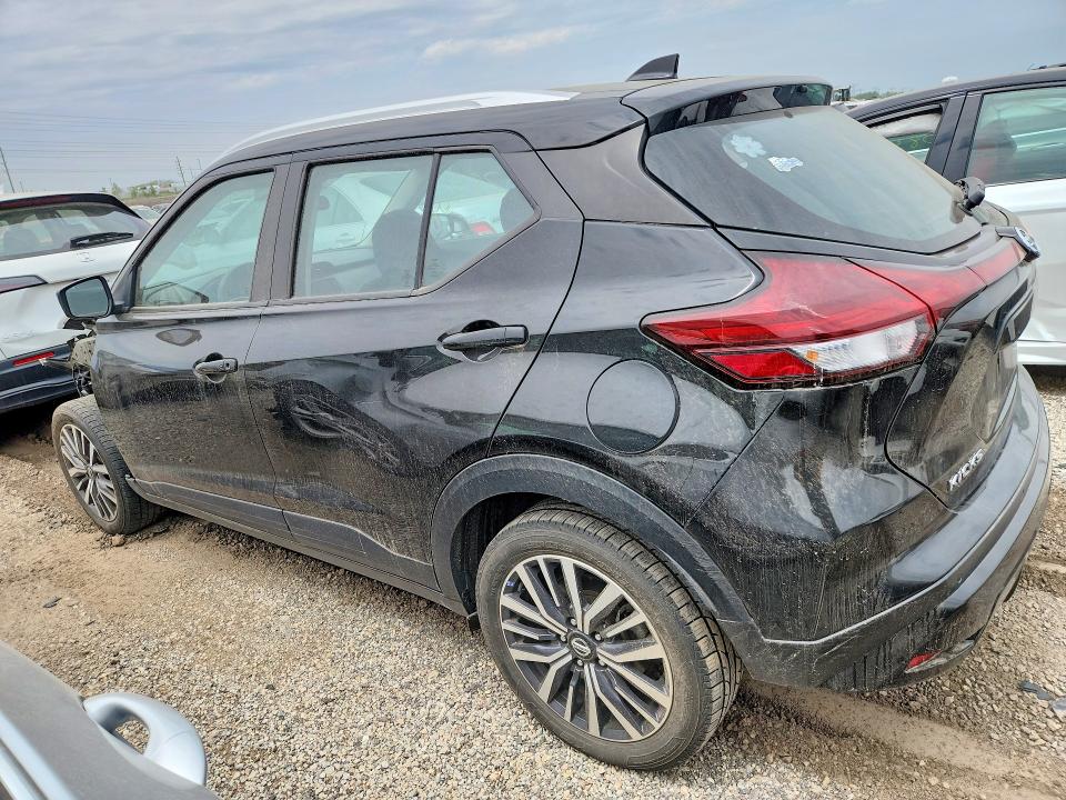 Photo 2 from auction – 2021 NISSAN KICKS with VIN 3N1CP5CV6ML470431