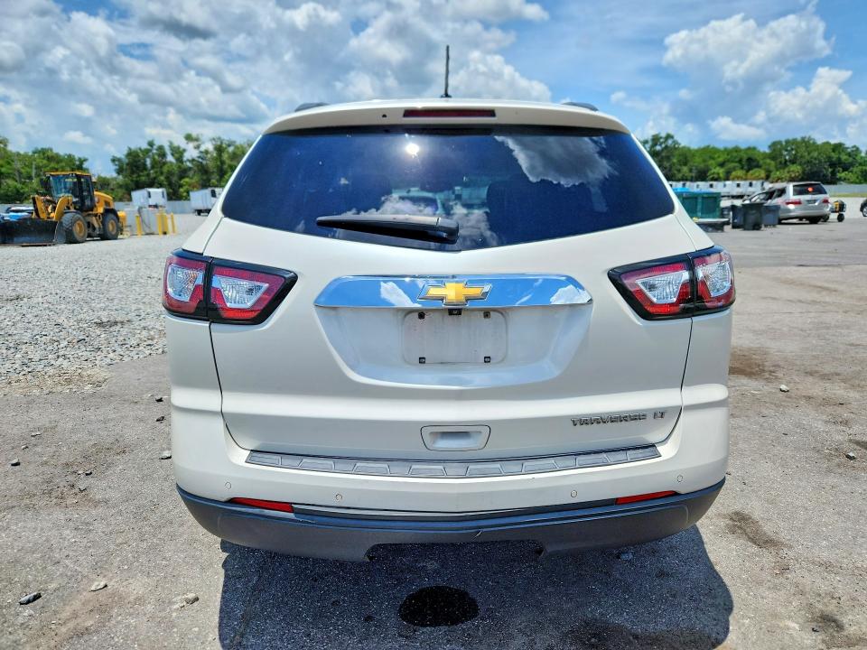 Photo 6 from auction – 2015 CHEVROLET TRAVERSE with VIN 1GNKRHKD3FJ135867