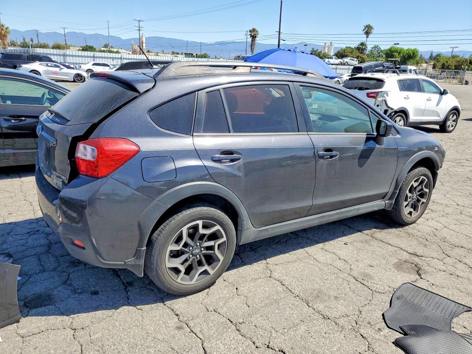 Photo 3 from auction – 2016 SUBARU CROSSTREK with VIN JF2GPABC5G8206998