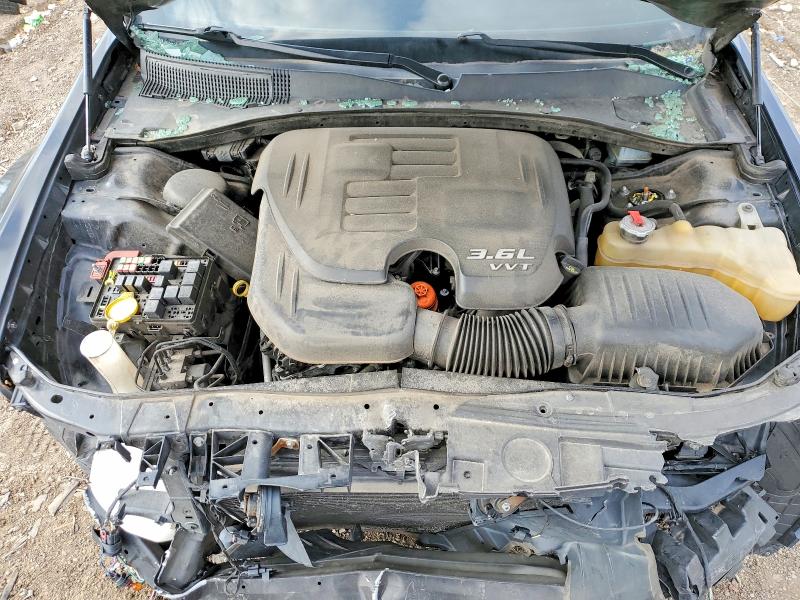 Фото 11 с аукциона – 2018 CHRYSLER 300 с VIN 2C3CCAAG6JH222968
