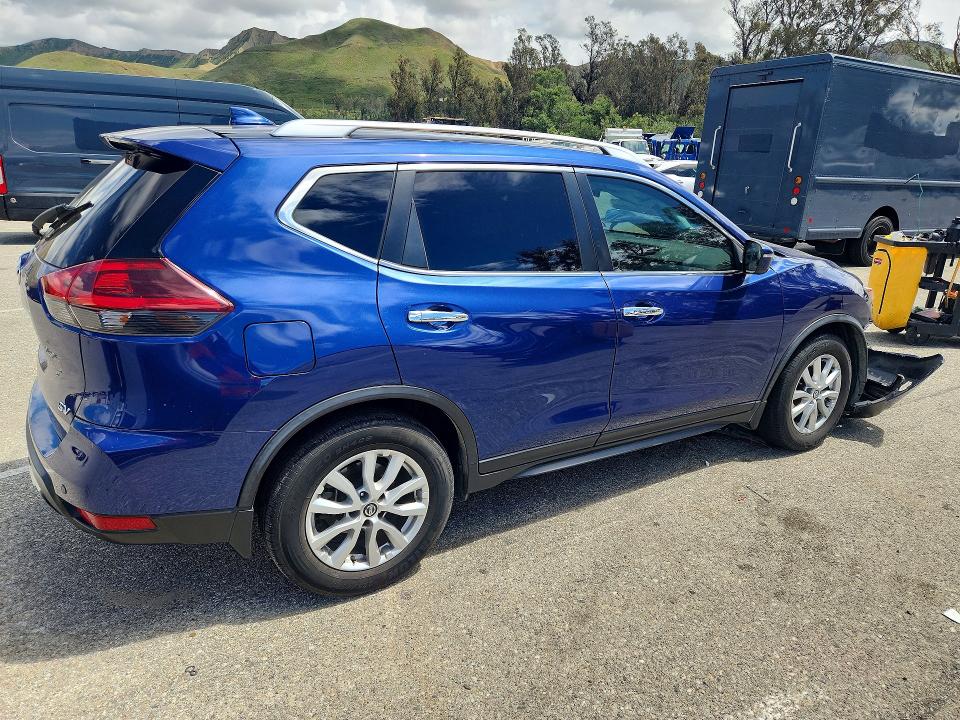 Photo 3 from auction – 2019 NISSAN ROGUE with VIN JN8AT2MT4KW255072