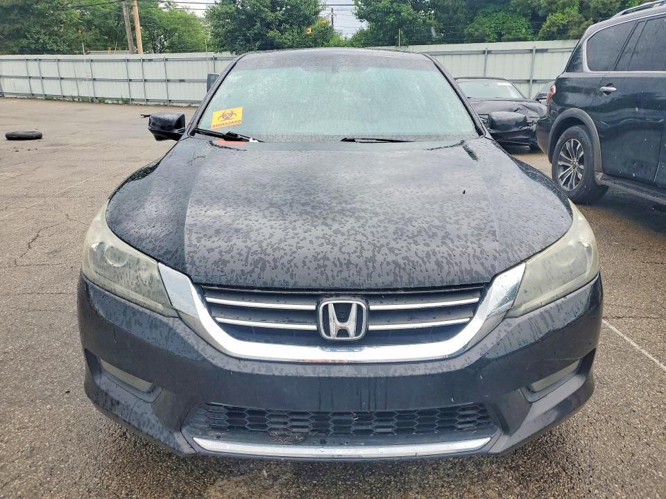 Photo 5 from auction – 2015 HONDA ACCORD with VIN 1HGCR2F7XFA220124