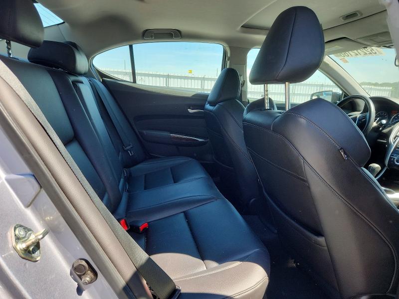 Photo 10 from auction – 2015 ACURA TLX with VIN 19UUB1F39FA020268