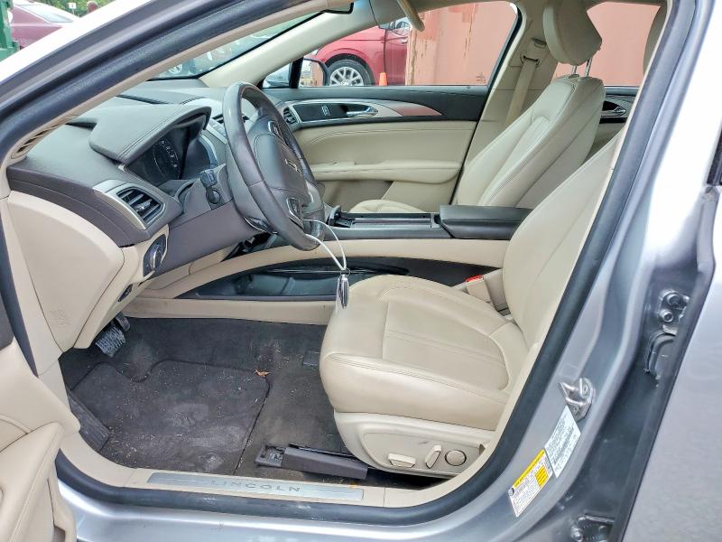 Photo 7 from auction – 2020 LINCOLN MKZ with VIN 3LN6L5A91LR604006