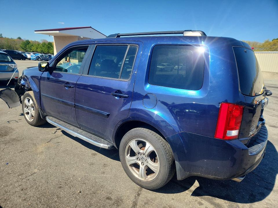 Photo 2 from auction – 2013 HONDA PILOT with VIN 5FNYF4H78DB040506
