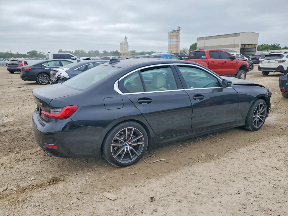 Photo 3 from auction – 2021 BMW 330I with VIN 3MW5R1J09M8B53520