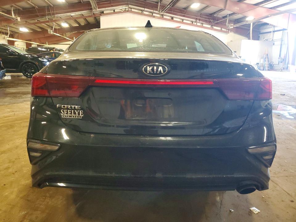 Photo 6 from auction – 2021 KIA FORTE with VIN 3KPF24AD5ME264826