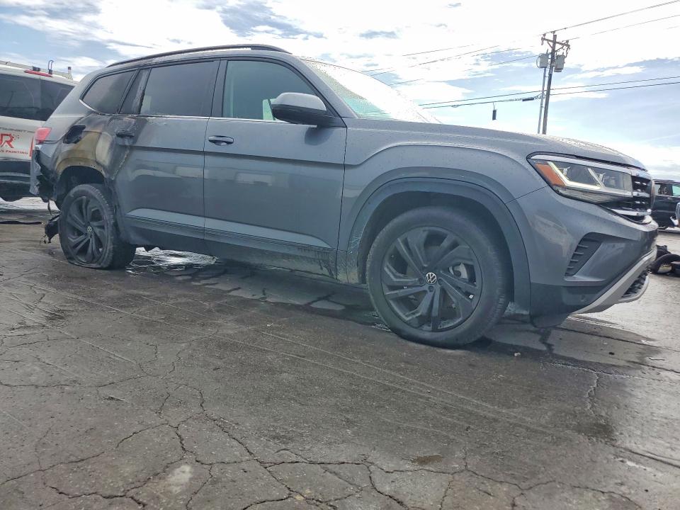 Photo 4 from auction – 2023 VOLKSWAGEN ATLAS with VIN 1V2JR2CA4PC545037