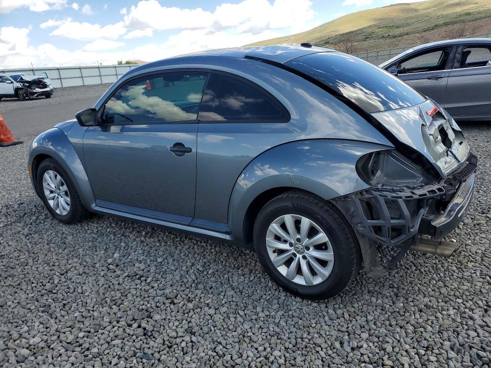 Photo 2 from auction – 2017 VOLKSWAGEN BEETLE with VIN 3VWF17AT3HM627483
