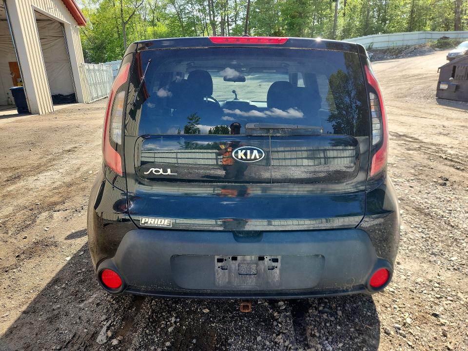 Photo 6 from auction – 2016 KIA SOUL with VIN KNDJN2A21G7393638