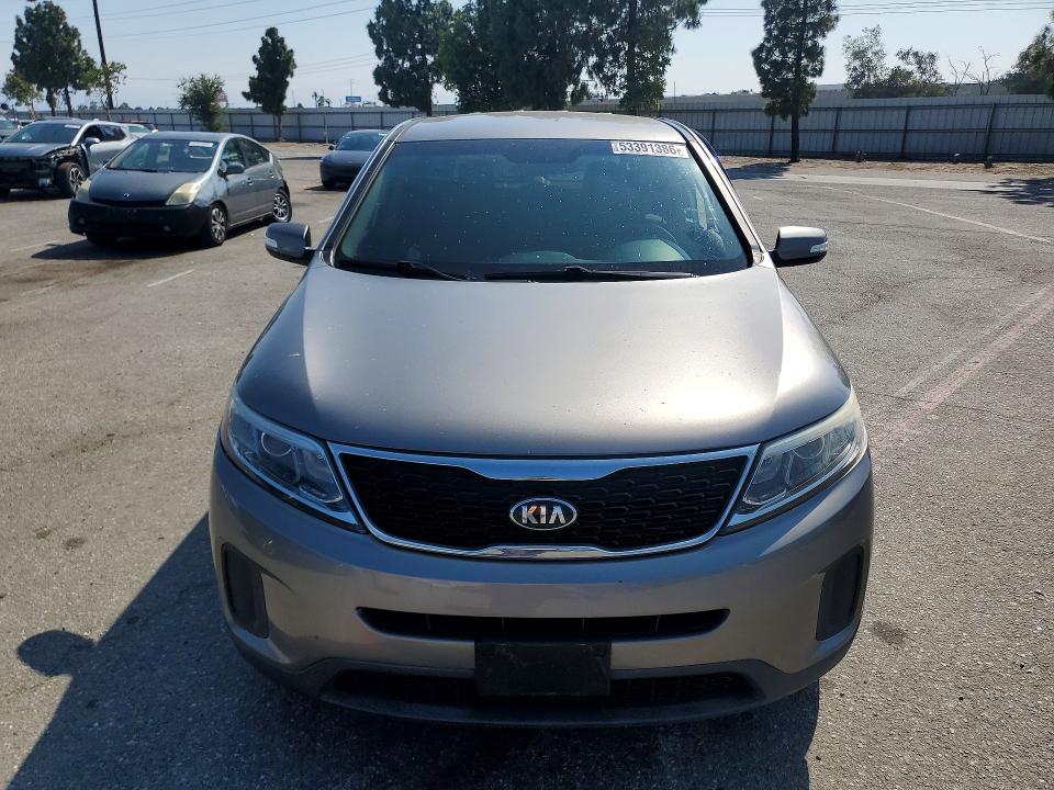 Photo 5 from auction – 2014 KIA SORENTO with VIN 5XYKT3A68EG536927