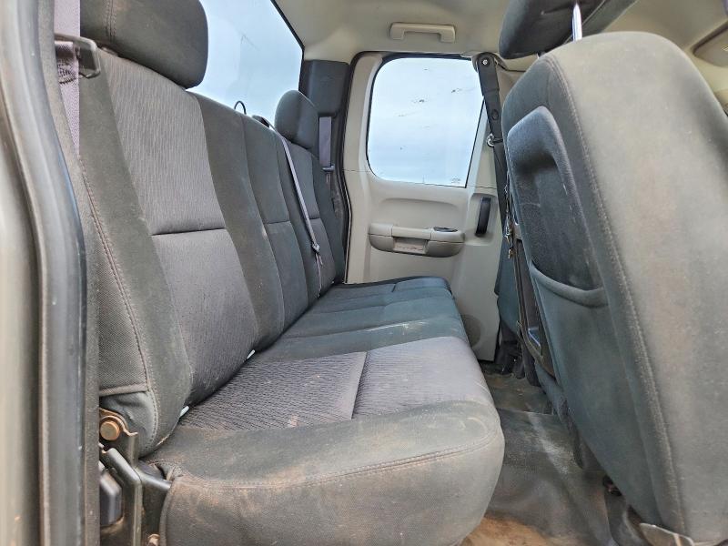 Photo 10 from auction – 2012 GMC SIERRA with VIN 1GTR2TEA2CZ351223
