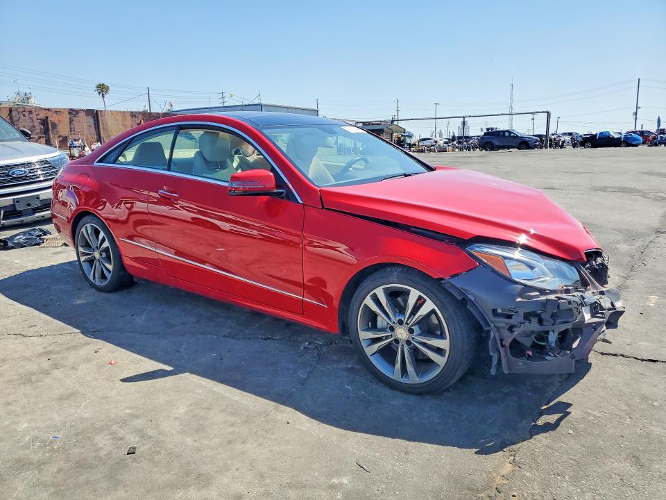 Photo 4 from auction – 2016 MERCEDES-BENZ E with VIN WDDKJ6FB1GF319292